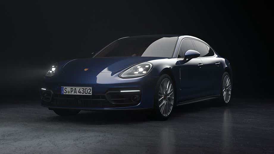 front three-quarter view of a Porsche Panamera 2021-2023