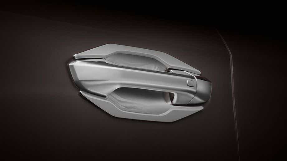 door handle close-up of a Porsche Panamera 2021-2023