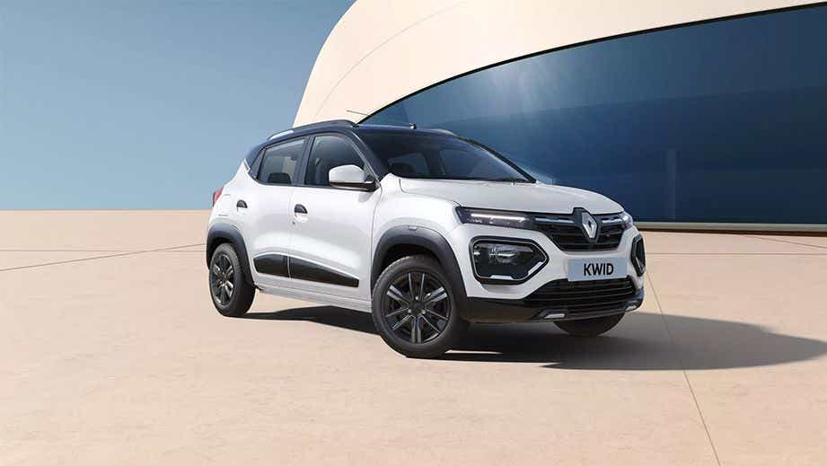 front three-quarter view of a Renault KWID