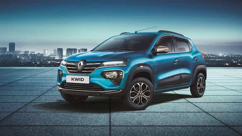 front three-quarter view of a Renault KWID