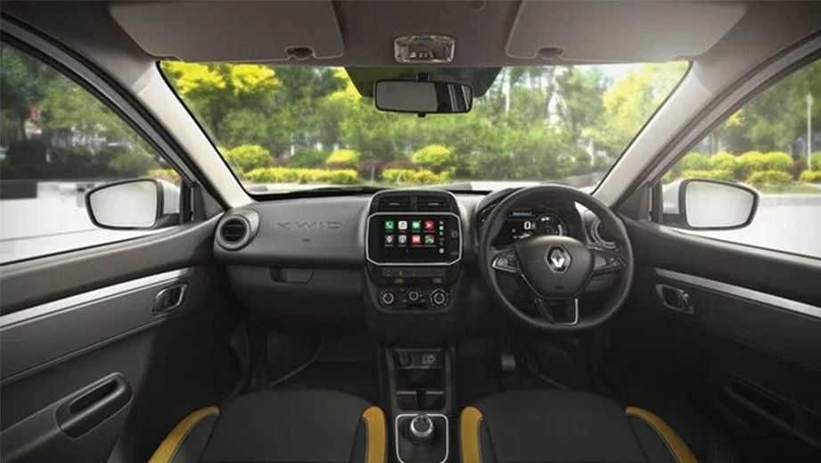interior dashboard of a Renault KWID