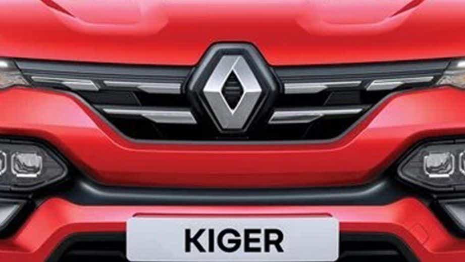front grille of a Radiant Red Renault Kiger 2023-2024