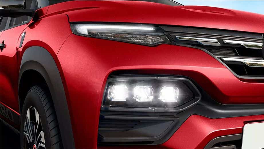 Front headlight close-up of a Renault Kiger 2023-2024