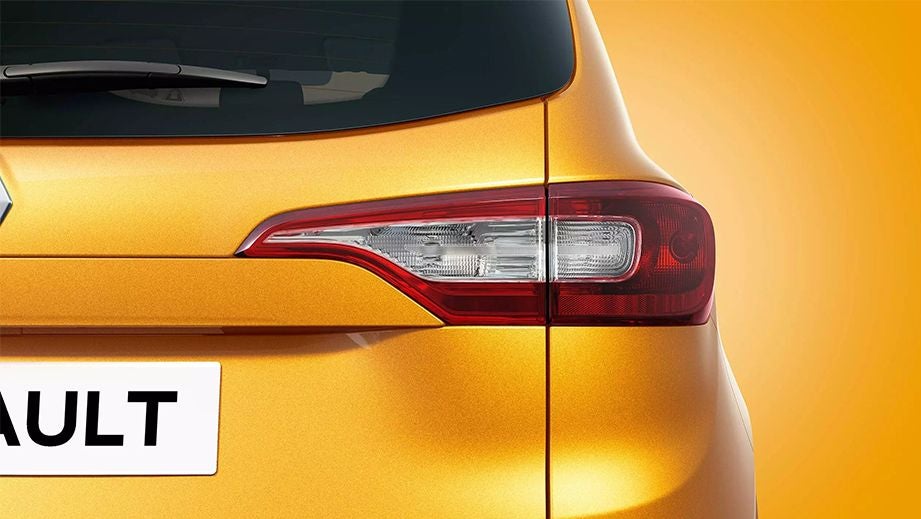 rear tail light view of a Renault Triber 2019-2024