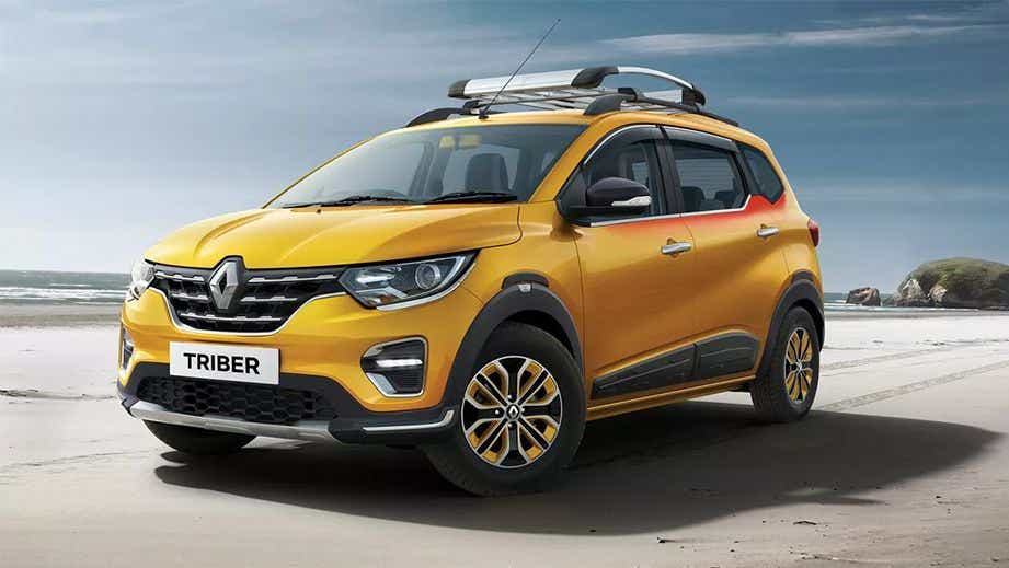 front three-quarter of a Metal Mustard Renault Triber 2019-2024
