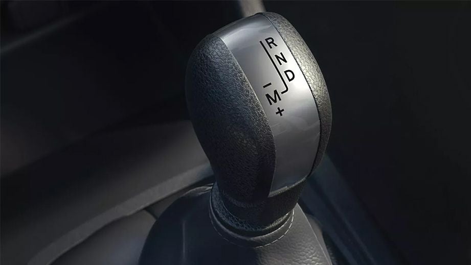 Gear lever close-up of a Renault Triber 2019-2024
