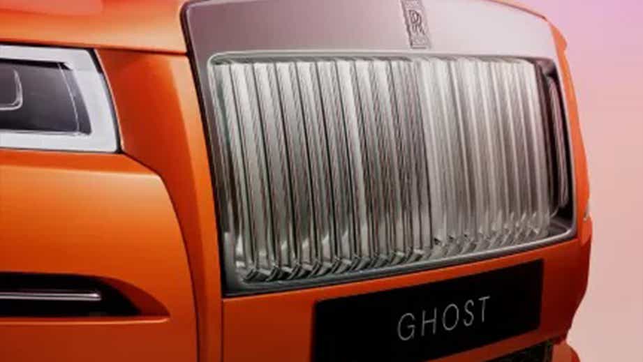Front grille close-up of a Rolls-Royce Ghost