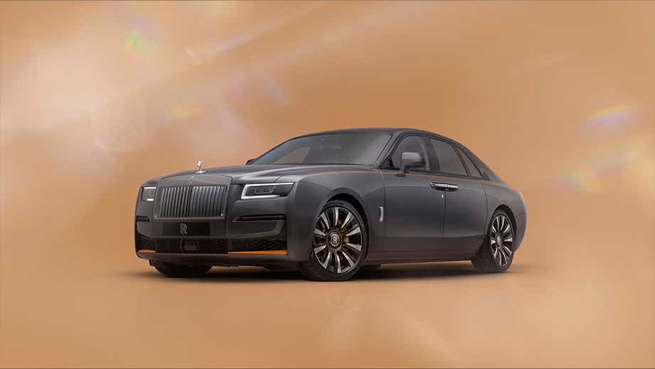 front three-quarter view of a Rolls-Royce Ghost