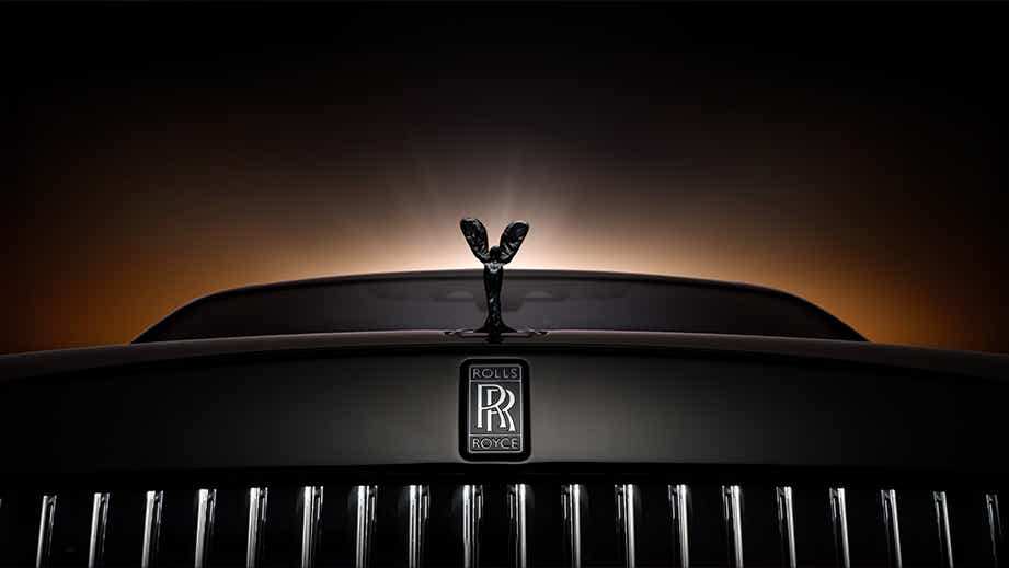 Front grille and Spirit of Ecstasy of a Rolls-Royce Ghost