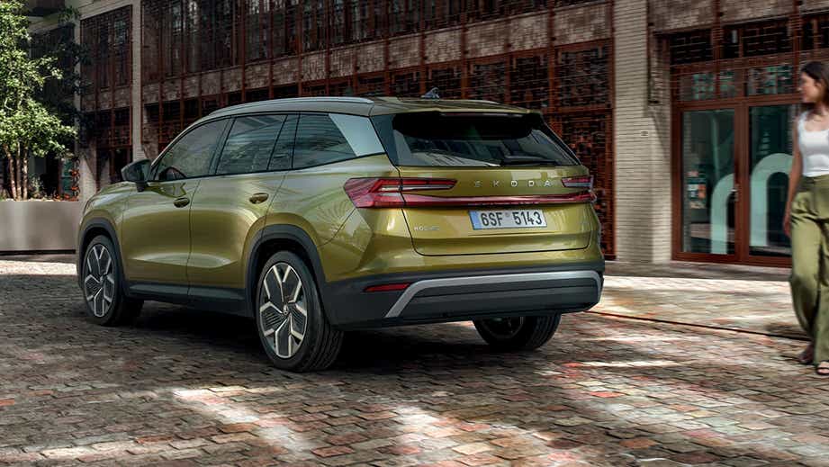 rear three-quarter view of a Skoda Kodiaq