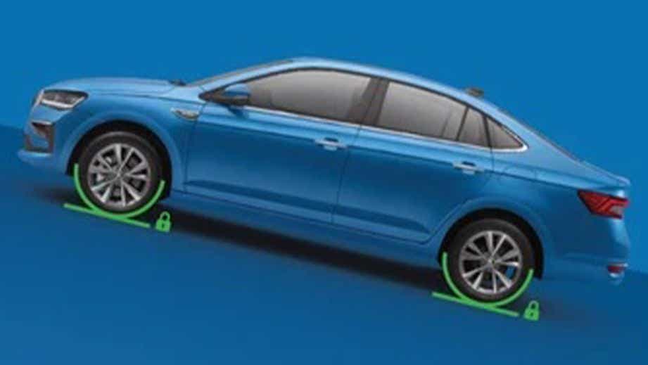 side view of a Skoda Slavia car