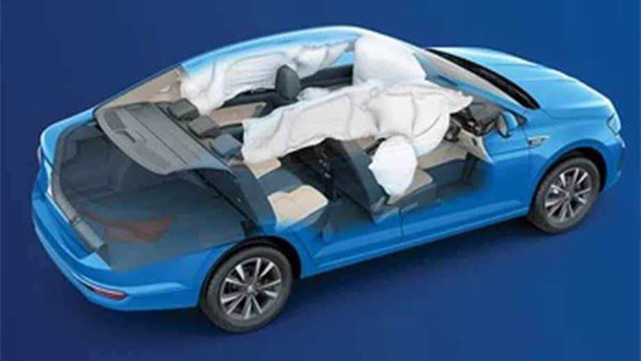 Interior airbag safety system view of a Skoda Slavia