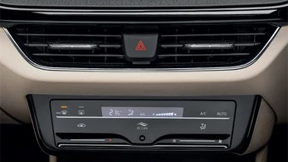 Centre console AC controls of a Skoda Slavia