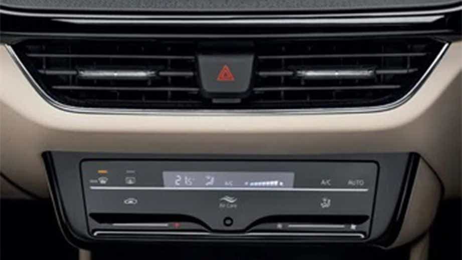 Centre console AC controls of a Skoda Slavia