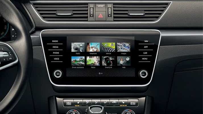 infotainment system of a Skoda Superb