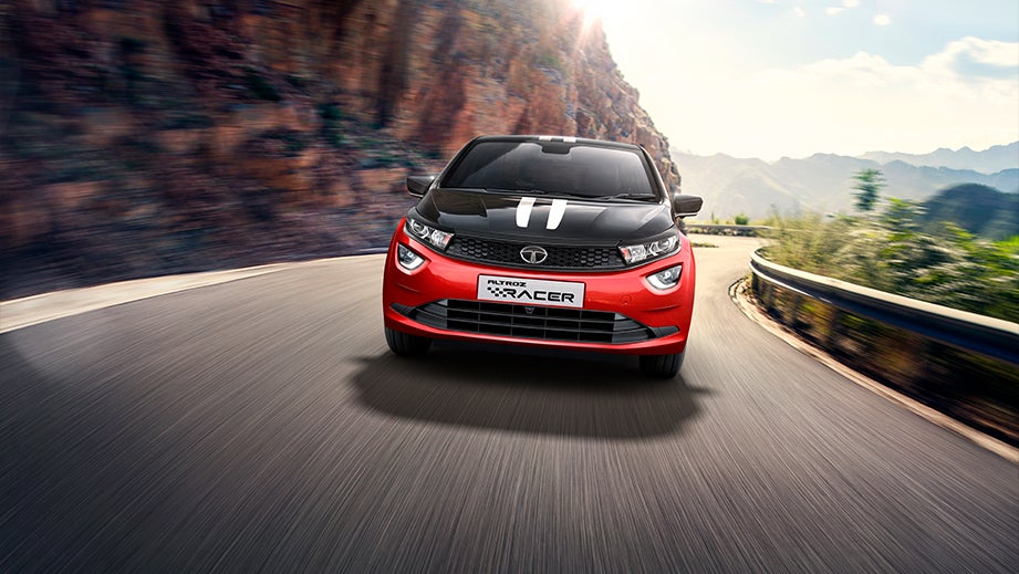 Front view of a Atomic Orange Dual Tone Tata Altroz Racer