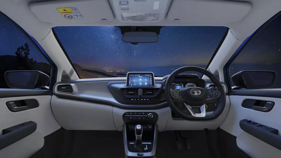 interior dashboard of a Tata Altroz 2020-2024