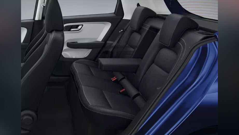 rear seat view of a Tata Altroz 2020-2024