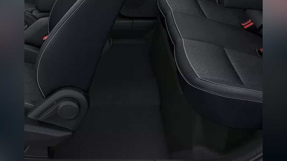 rear seat and legroom area of a Tata Altroz 2020-2024