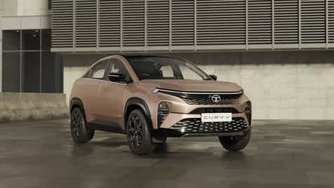 front three-quarter view of a Tata Curvv