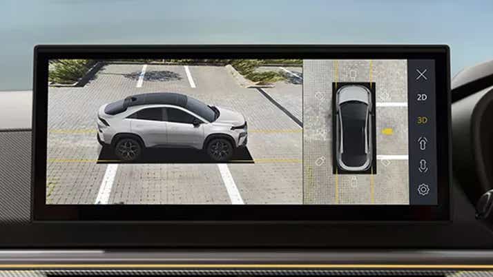 360-degree parking camera view on display of a Tata Curvv