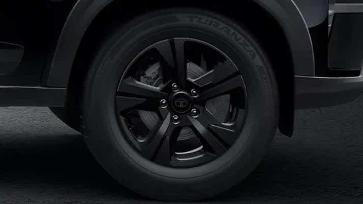 Wheel close-up of a Tata Nexon