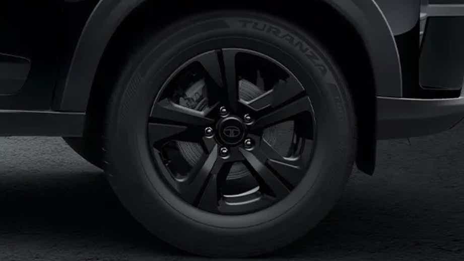 Wheel close-up of a Tata Nexon