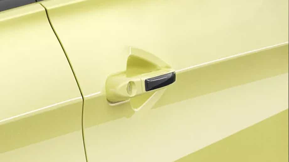 Door handle close-up of a Chill Lime With Dual Tone Tata Tiago EV