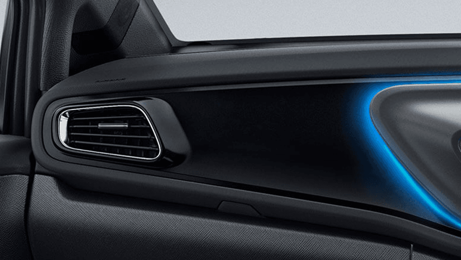 dashboard air vent and trim of a Tata Altroz 2020-2024