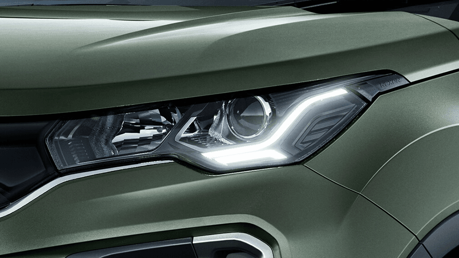 headlight close-up of a Tata Nexon 2017-2023