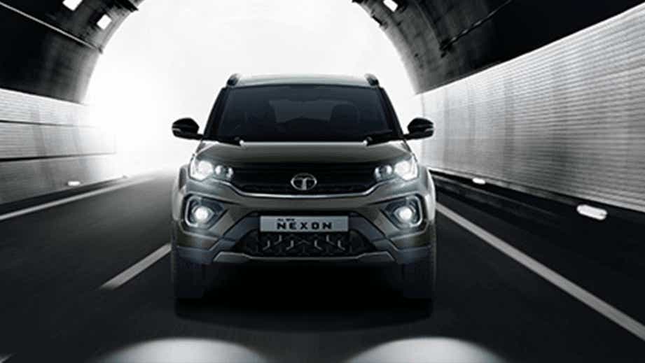 front view of a Tata Nexon 2017-2023
