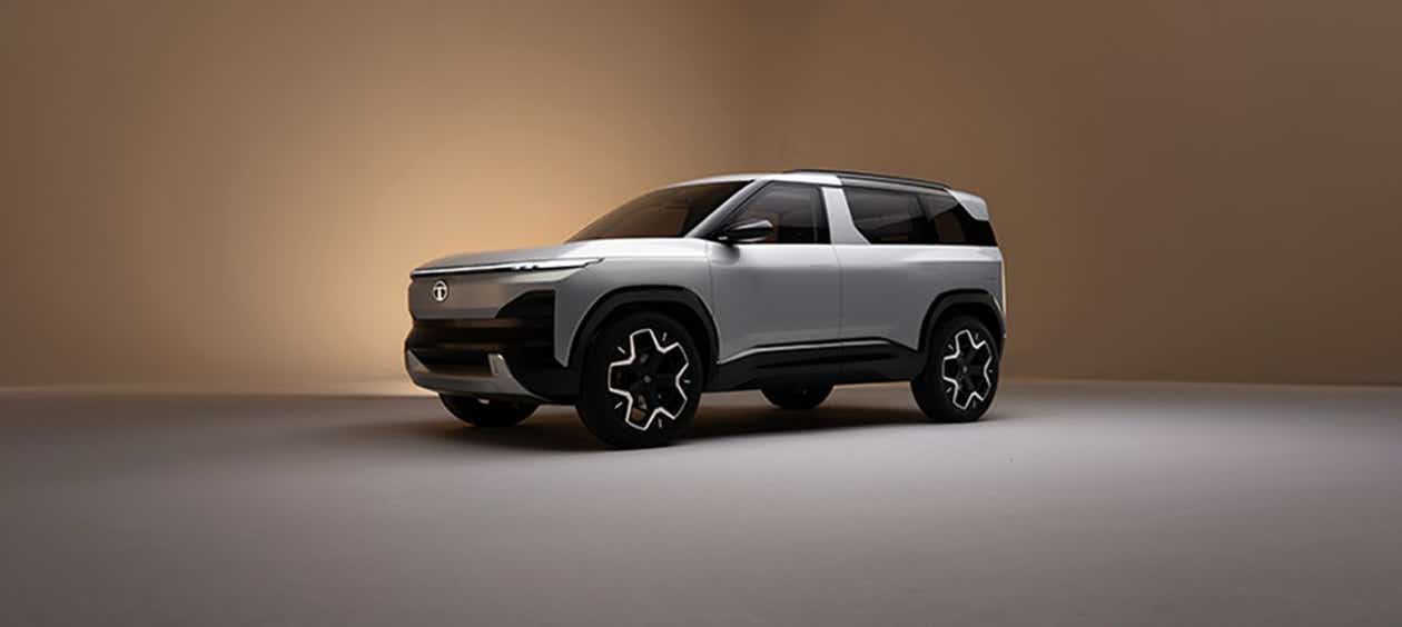 front three-quarter view of a Stardust Ash Tata Sierra EV