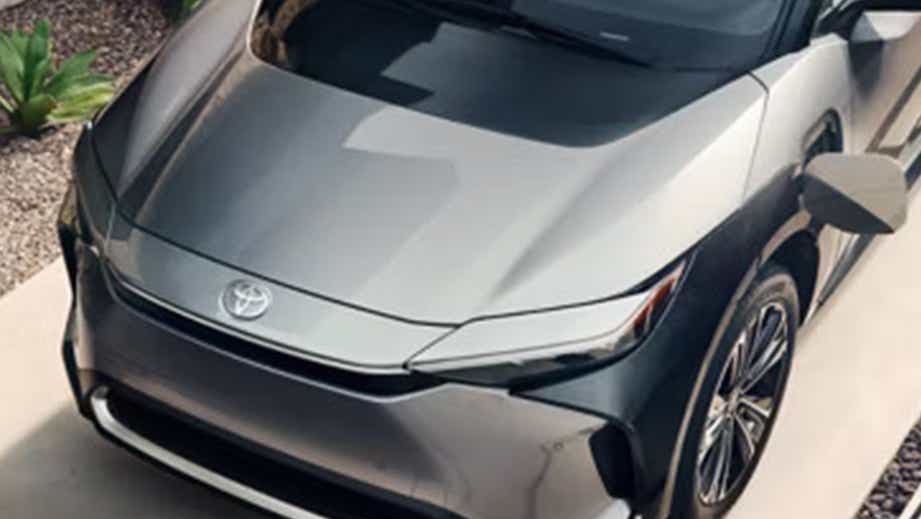 front three-quarter view of a Wind Chill Pearl Toyota bZ4X