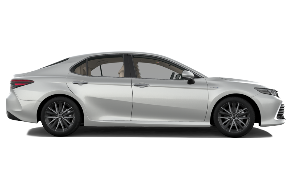 side view of a Silver Metallic Toyota Camry 2022-2023