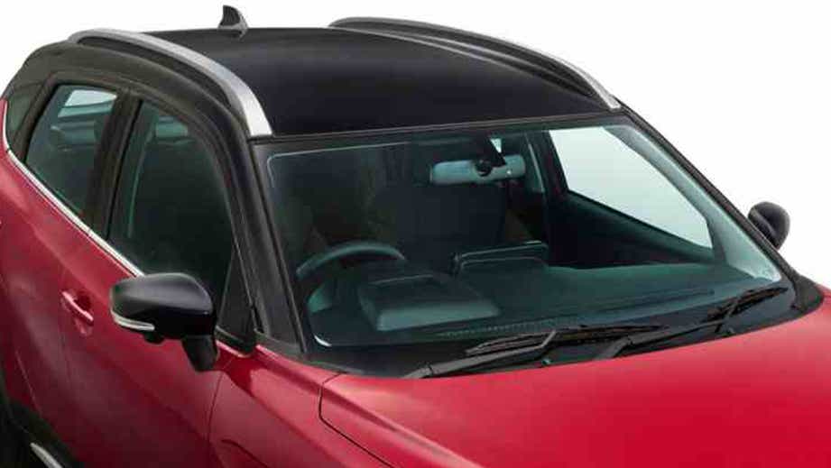 Front windscreen and roof view of a Toyota Urban Cruiser Taisor