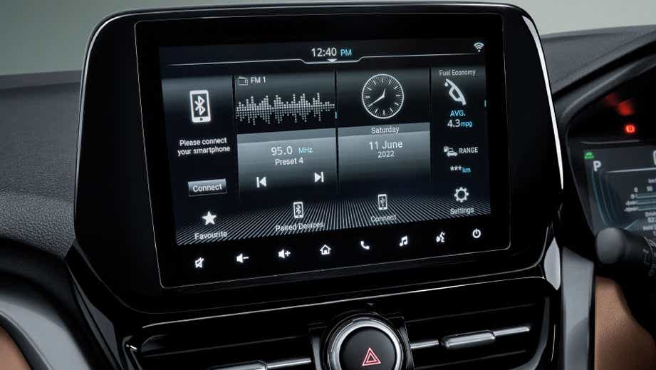 infotainment system of a Toyota Urban Cruiser Hyryder