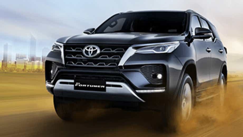 front view of a Toyota Fortuner