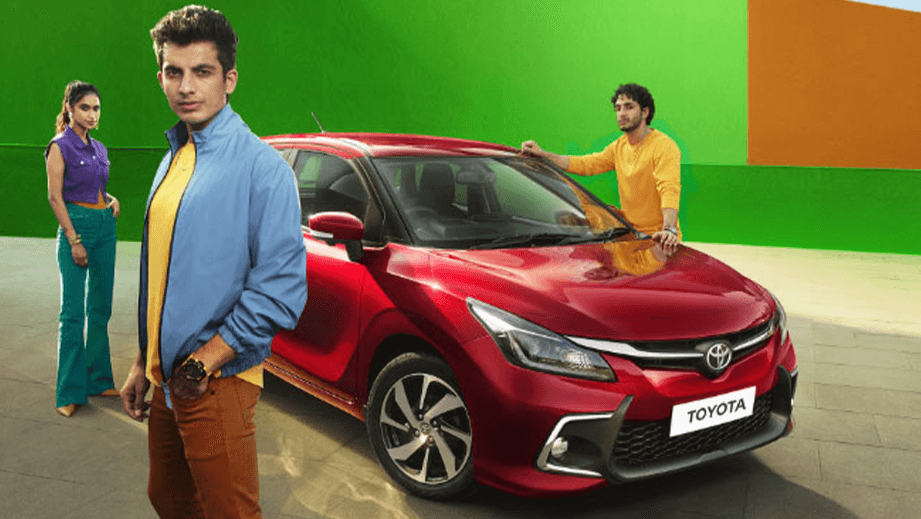 front three-quarter view of a Toyota Glanza