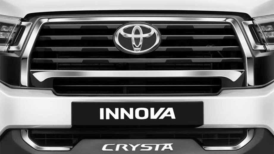front grille of a Toyota Innova Crysta
