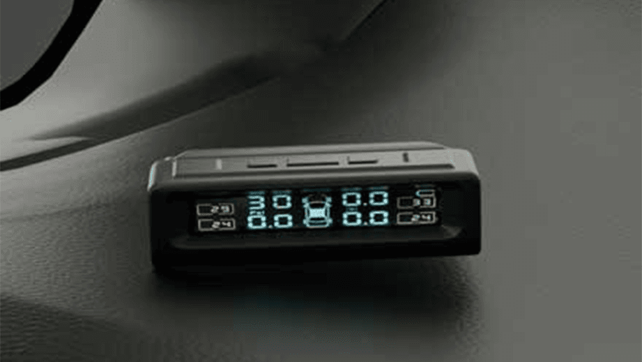Toyota Innova CrystaInterior image