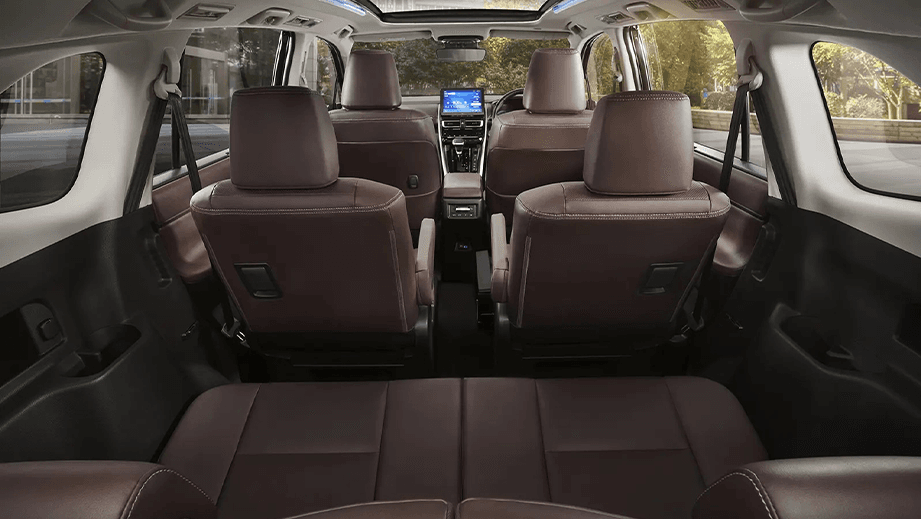 Toyota Innova Hycross Interior image 8
