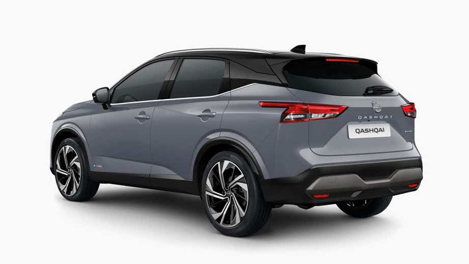 rear three-quarter view of a Black Nissan Qashqai