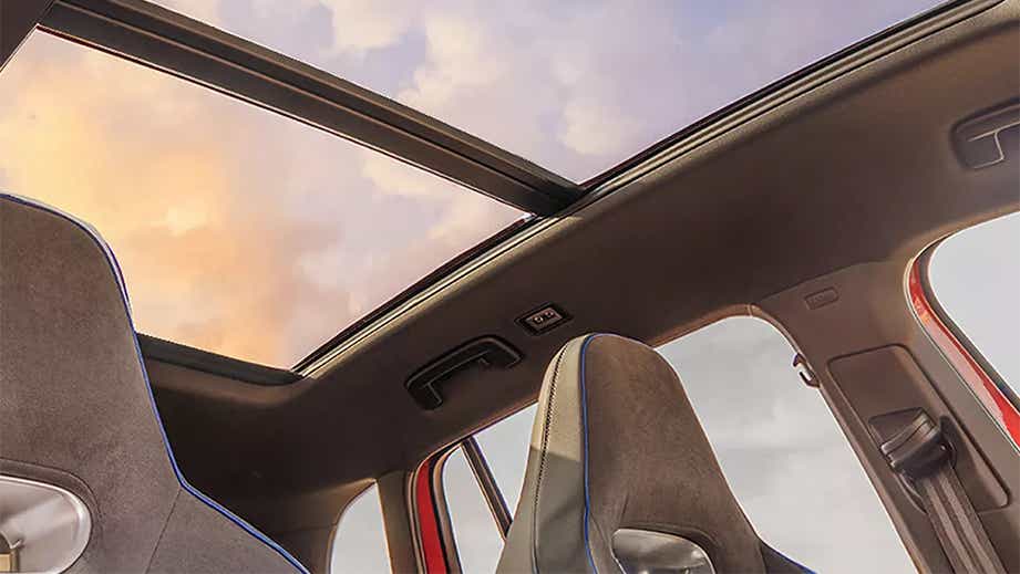 Panoramic sunroof and front seats of a Volkswagen Tiguan