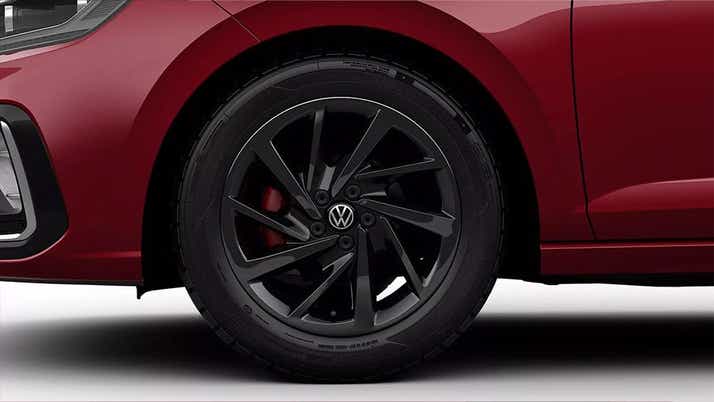 Front wheel view of a Volkswagen Virtus