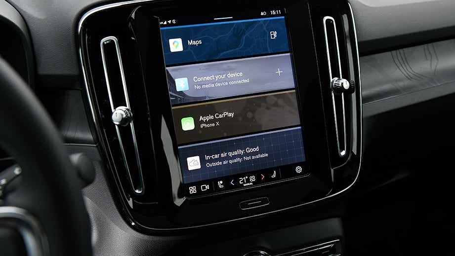 Infotainment touchscreen of a Volvo C40 Recharge