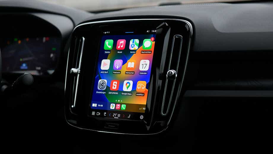 infotainment display of a Volvo C40 Recharge