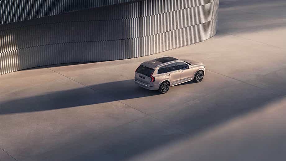 rear three-quarter view of a Volvo XC90