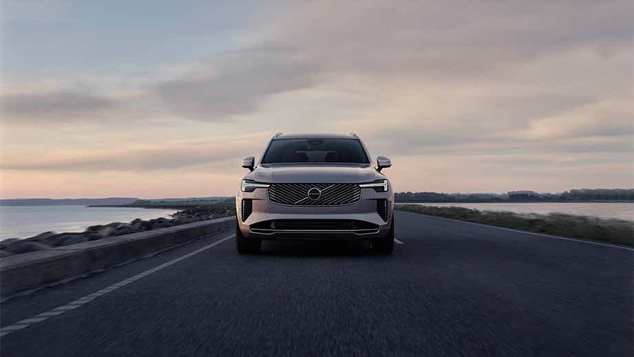 front view of a Volvo XC90 on an open road
