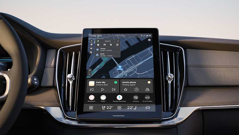 Interior dashboard touchscreen of a Volvo XC90