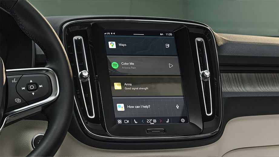 infotainment system and dashboard of a Volvo XC40